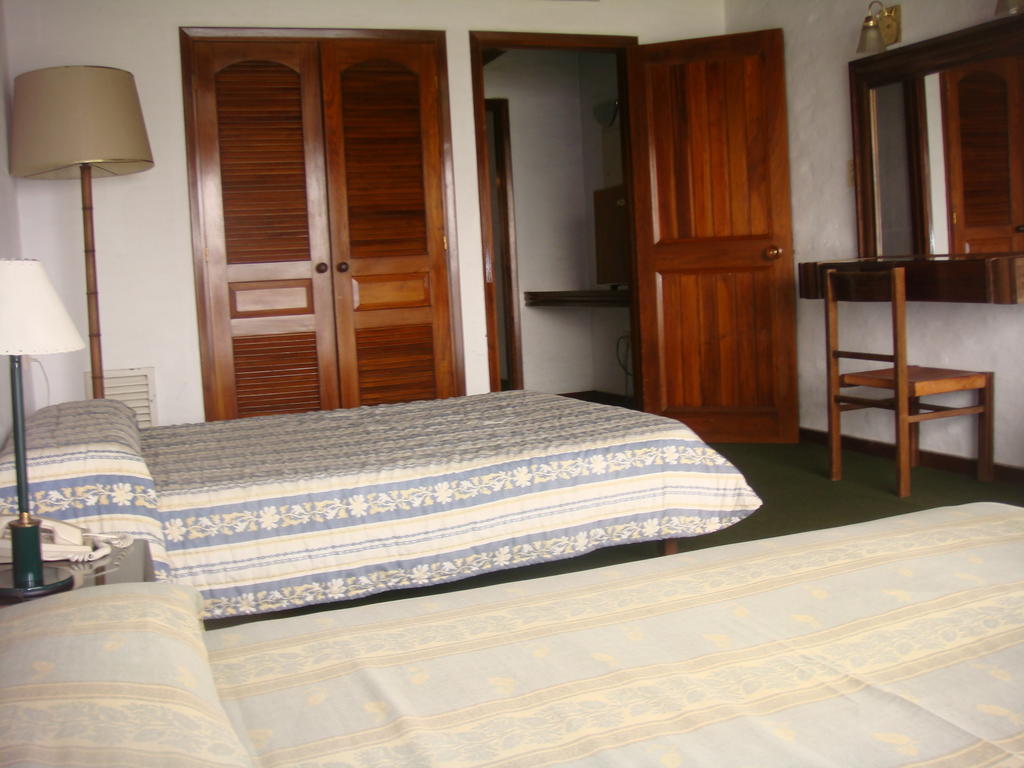 Готель Wyndham Garden Montevideo Carrasco Сьюдад-де-ла-Коста Номер фото
