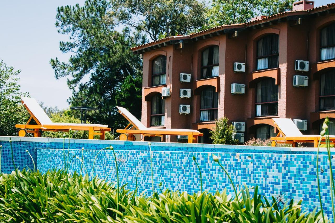 Готель Wyndham Garden Montevideo Carrasco Сьюдад-де-ла-Коста Екстер'єр фото