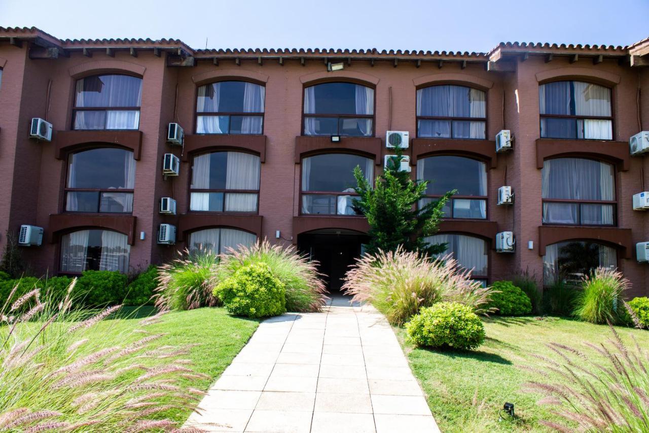Готель Wyndham Garden Montevideo Carrasco Сьюдад-де-ла-Коста Екстер'єр фото